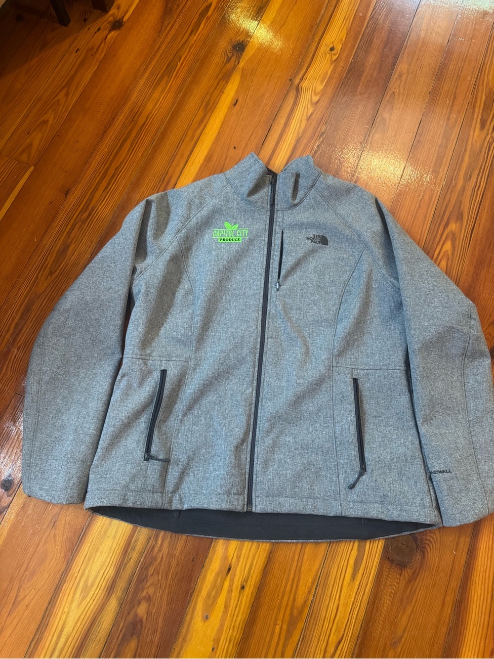 The North Face Men’s Heather Gray Lightweight Zip Jacket with Green Logo Accent